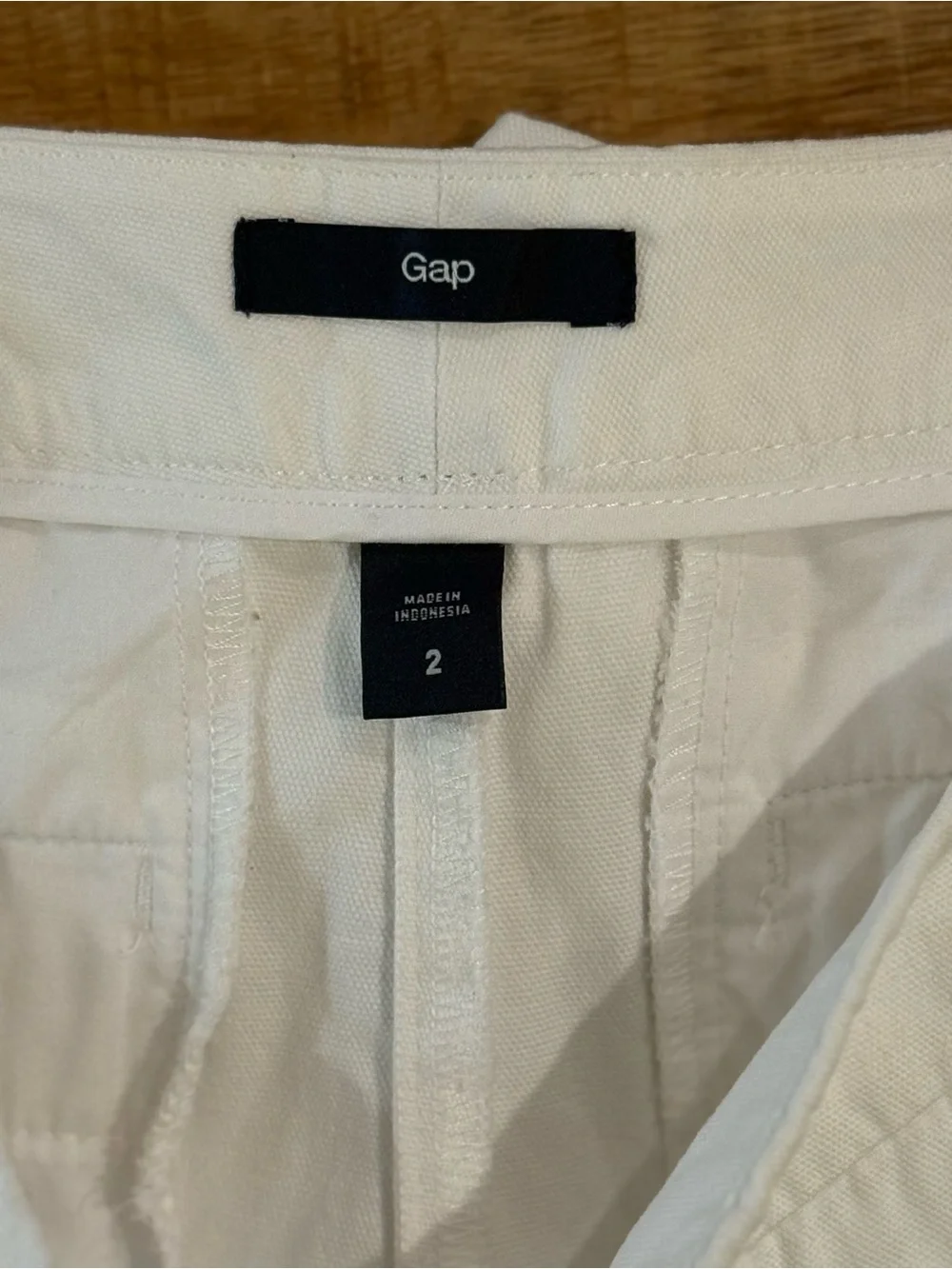 Gap White Tailored Shorts Women’s Size 2 Cotton Flat Front Casual Summer